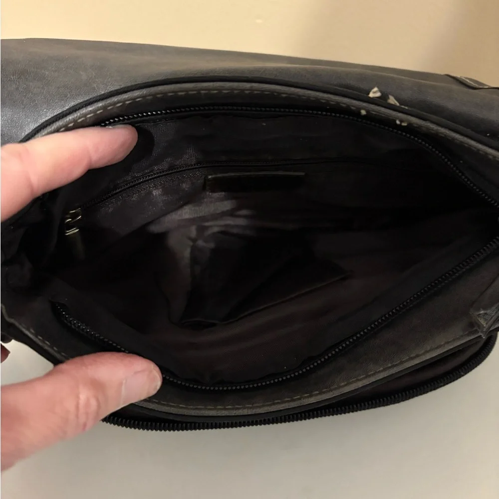 Esprit Black‎ and Gray Shoulder Bag